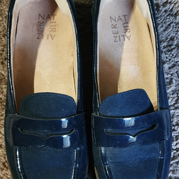 Naturalizer Dark Blue Loafers - Picture 1 of 2